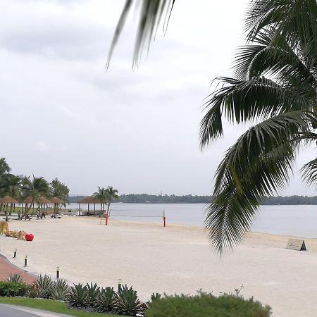 Danga Bay Johor Bahru Hotel Kültér fotó